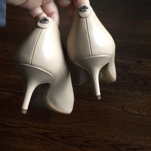 Michael Kors nude 1.5” heels